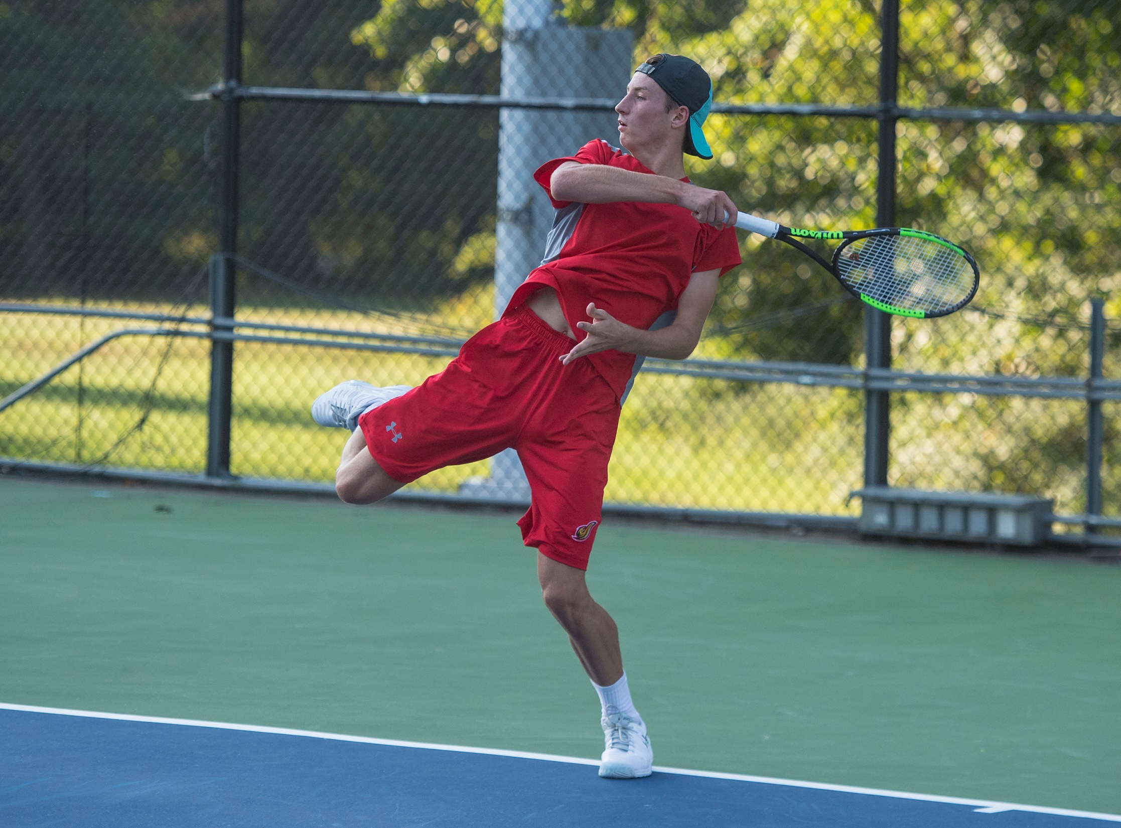 Mangeon won his singles match at No.1