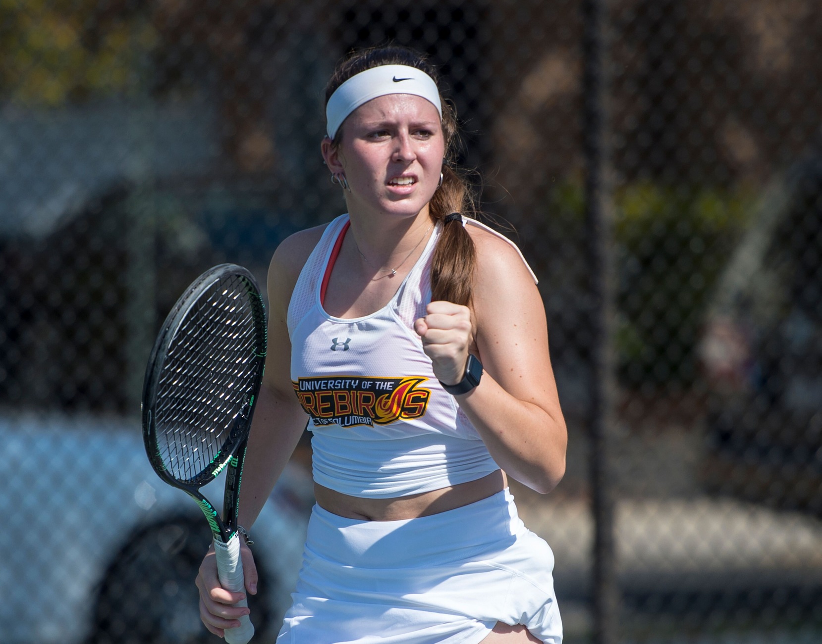 Belluco went 6-1 at No.2 doubles and 6-0, 6-2 at No.3 singles.