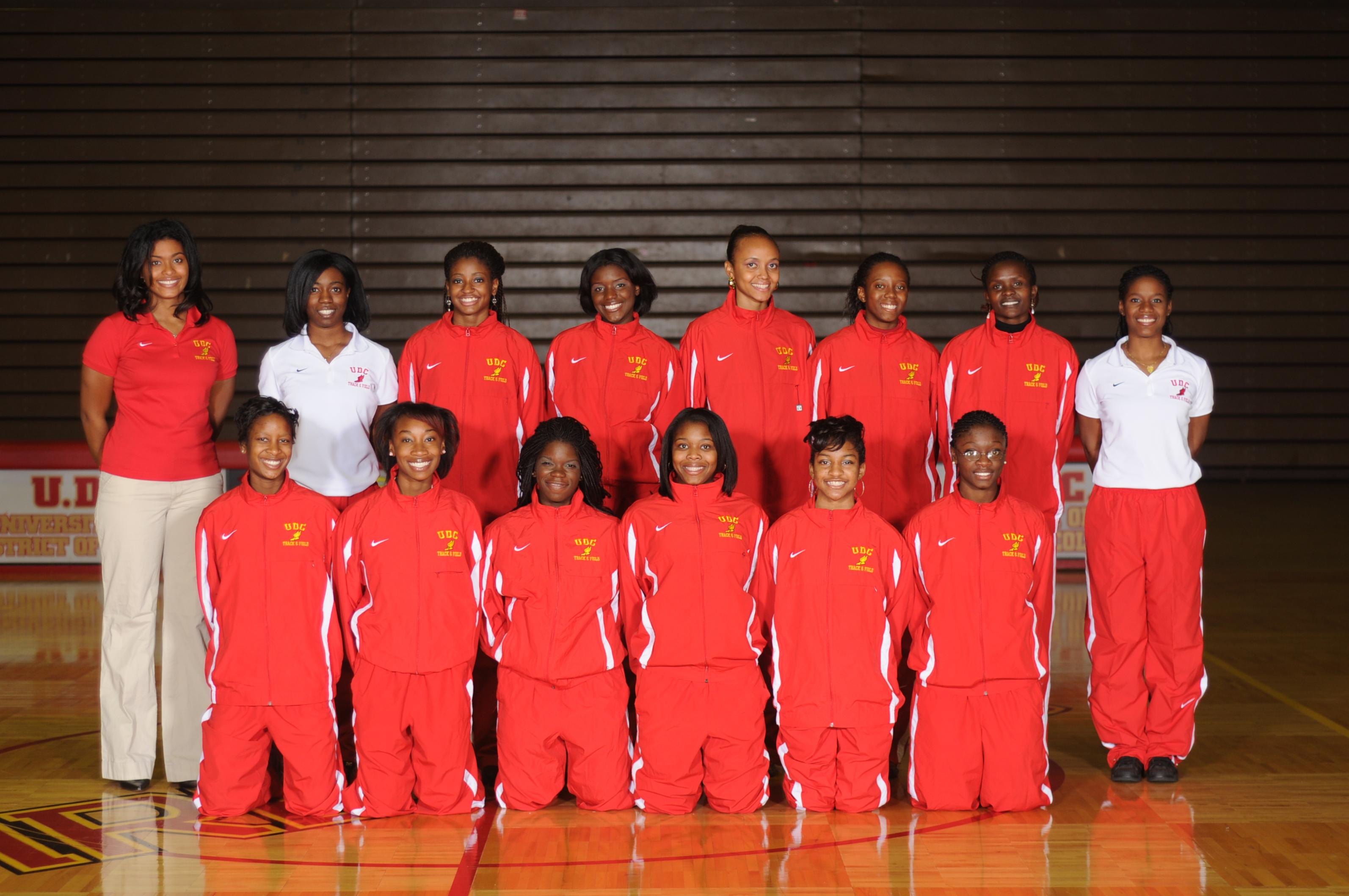 Indoor Track Team Debuts 2010 Season at Delaware Invitational with Impressive Performances