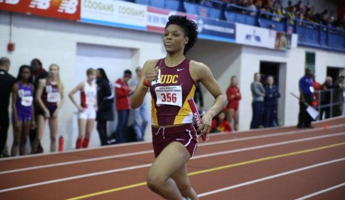 Junior Marlena Wright ran the Firebirds' fastest 400M, finishing 3rd in Heat 8 at 58.83s.