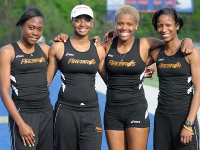 From L to R: Kimoy Mais, Latoya Allen, Clarice Melvin, Shemeia Barnes