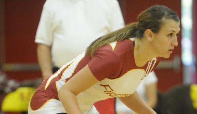 Junior Tara Usko notched her first double-double of the season with 12 kills and 10 digs.